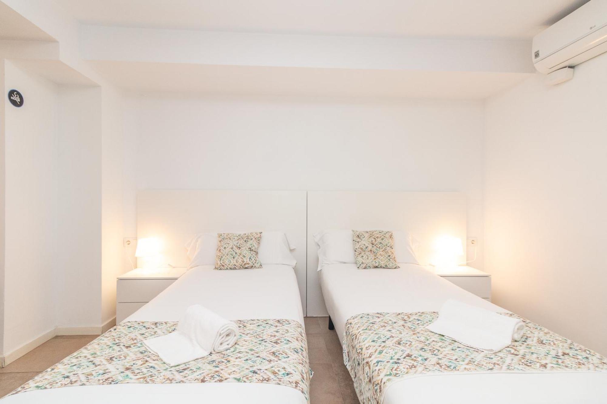 Bet Apartments - Abastos Valenza Esterno foto