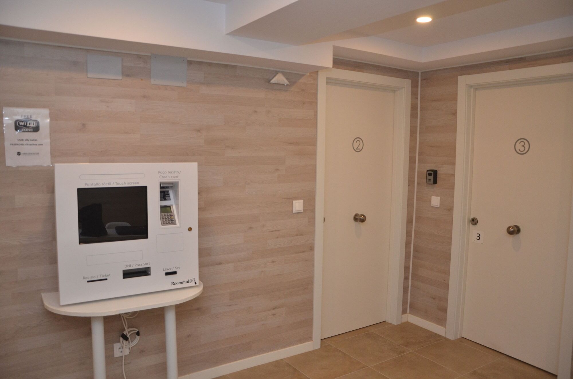Bet Apartments - Abastos Valenza Esterno foto